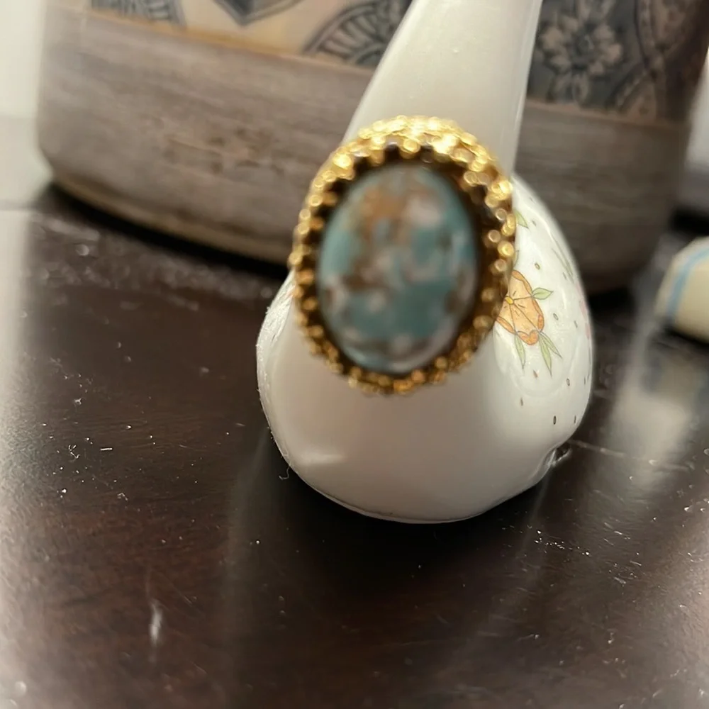 Vintage Adjustable Ring - Picture 3 of 7